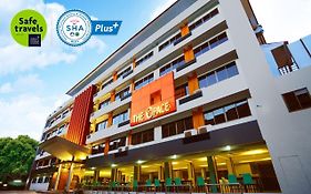 โรงแรม เดอะสเปซ SHA Plus